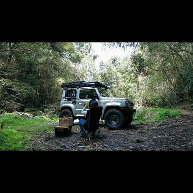 新型ジムニー｜ジムニーカスタム｜ルーフキャリア｜バンパーガード｜グーニーズワン｜ジムニー専門店｜ルーフテント｜キャンプ｜アウトドア